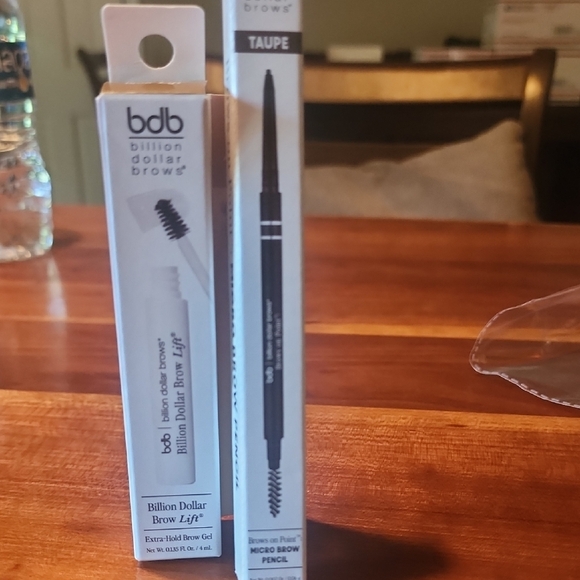 Tan Skincare Collection. - Picture 2 of 9